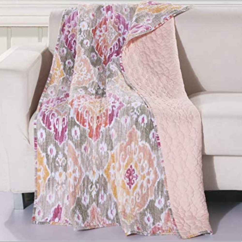 NEW✨ Barefoot Bungalow Ibiza Throw Quilt Blanket, 50x60-inch, Blush